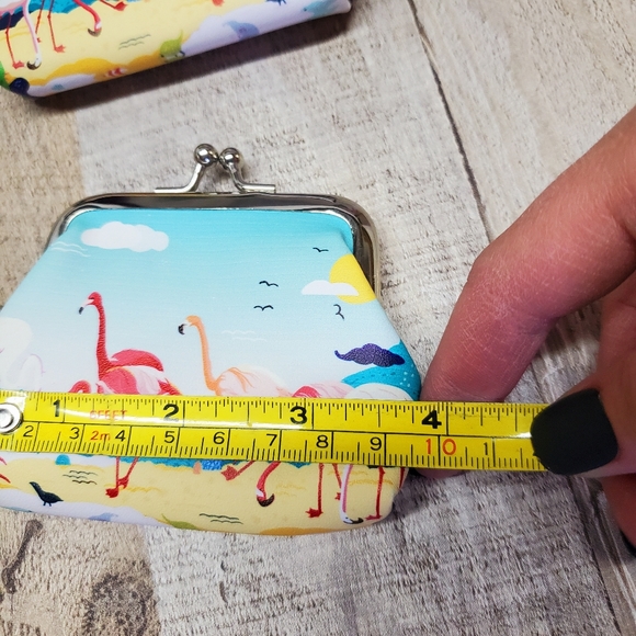 Flamingo Beach Coin Purse - Picture 4 of 5